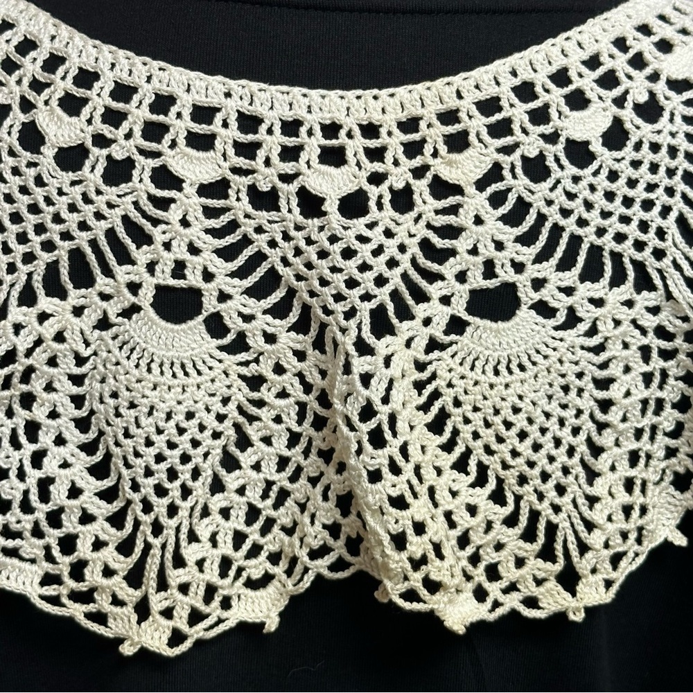 Vintage Crochet Ecru Beige Ivory Lace Collar 22 in X 7 in - Picture 7 of 9